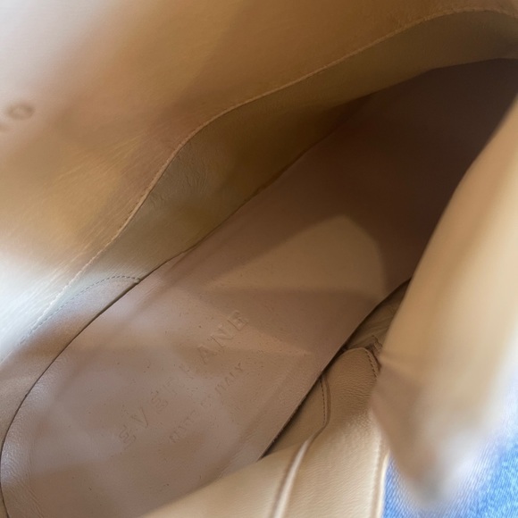 EVERLANE Day Boot Ecru Cream Leather Ankle Side Zipper Almond Toe. Lightly worn - Picture 5 of 5